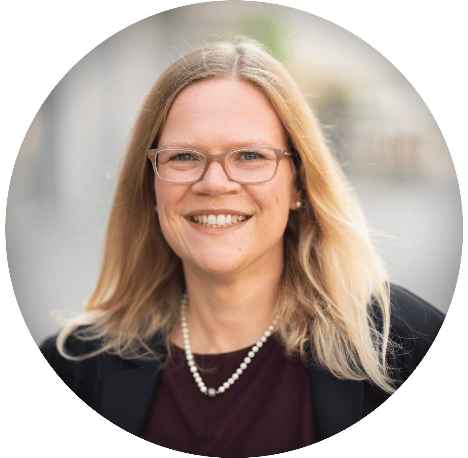 Janine-Peine_bearbeitet_rund