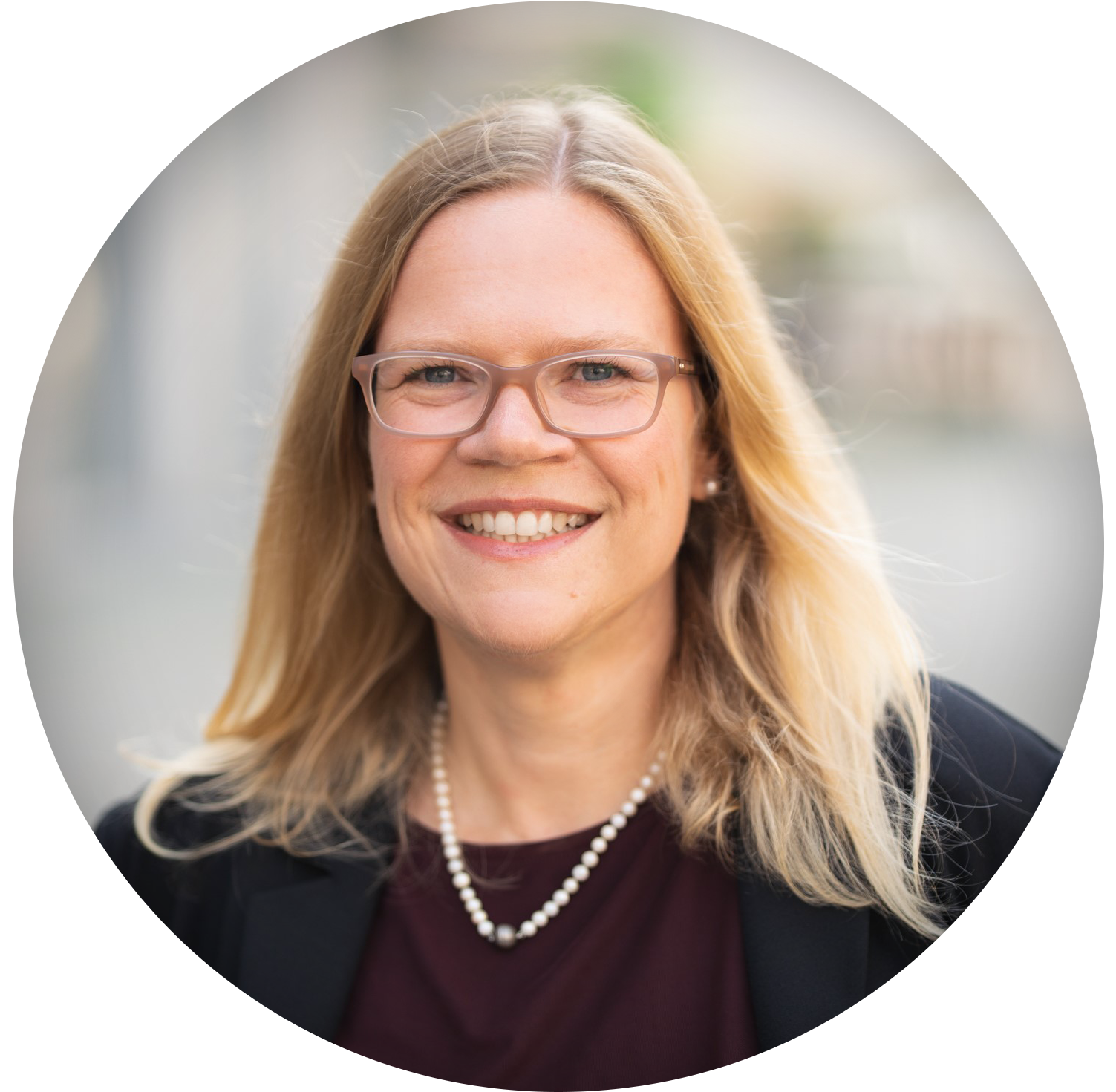 Janine-Peine_bearbeitet_rund